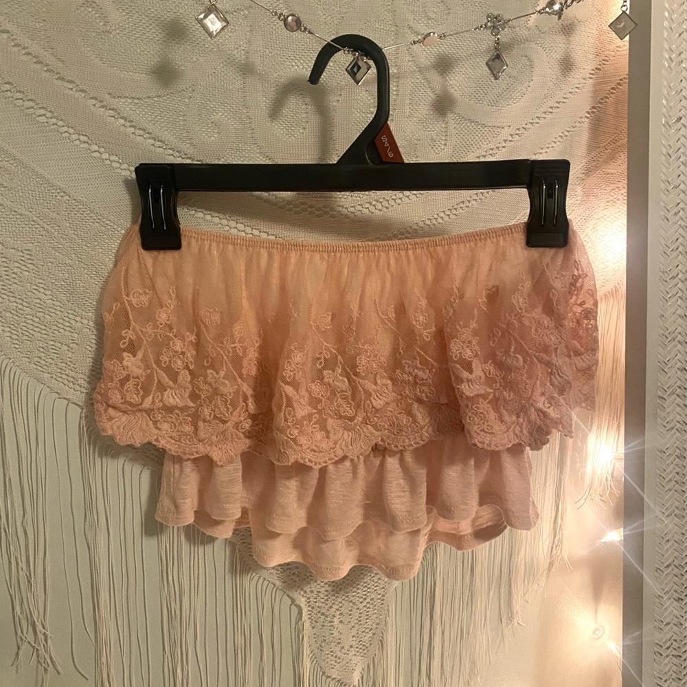 Romantic lace tube top